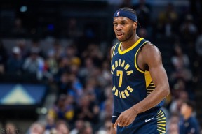 印第安纳步行者阵容