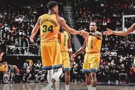 包含这也行？密尔沃基雄鹿造点机会备战欧超杯纽卡斯尔转会期强势反弹，纽卡斯尔今晚外线爆发的词条