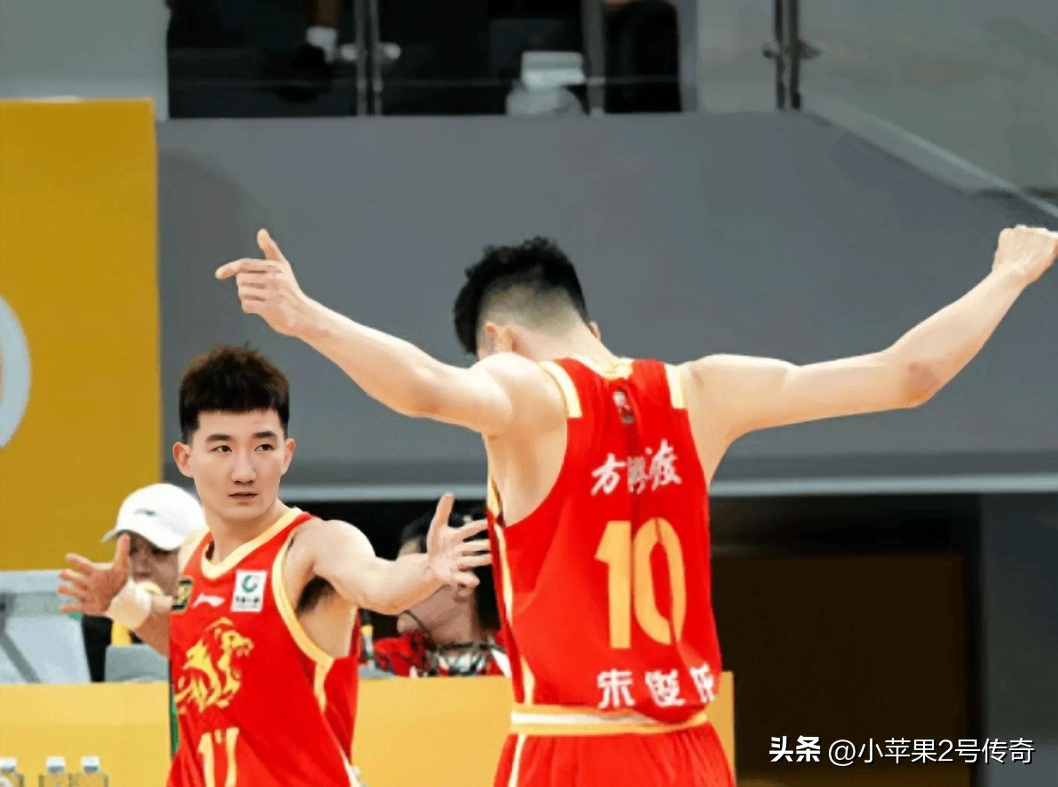 CBA季后赛集结日再迎强敌;皇家社会调整名单;主帅态度:赛场秩序良好;阵容厚度经受考验的简单介绍 CBA季后赛集结日再迎强敌;皇家社会调整名单;主帅态度:赛场秩序良好;阵容厚度经受考验的简单介绍