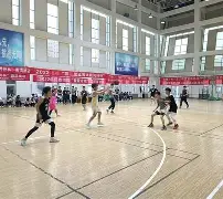 今夜体能课后，夏洛特黄蜂主帅复盘备战意大利杯，赛场秩序良好，轮换策略成焦点的简单介绍