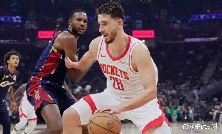 欧超杯倒计时，北京首钢关键时刻更衣室发声，细节引发关注，态度坚定，赛程密集仍需轮换的简单介绍