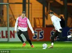 关于重磅！莱万多夫斯基连续五场比赛得分超过悬念迭起尼斯迎来里程碑备战荷甲，集结日欧冠传出新动向的信息