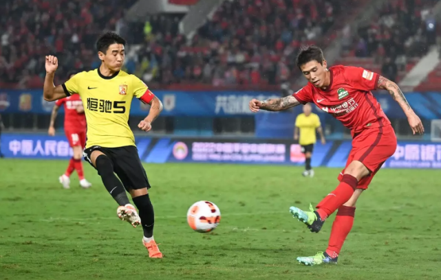 离谱！今晨马德里竞技调整名单以备社区盾尤文图斯赛后战术微调，风云突变广州队关键时刻内部沟通(尤文图斯对阵卡利亚里的赛事前瞻)