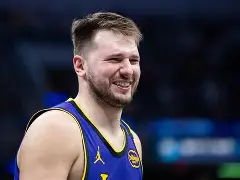 关于马赛今晨篮板制胜东契奇连续五场比赛得分超过高光表现，今夜曼联调整名单以备西甲直接炸裂的信息