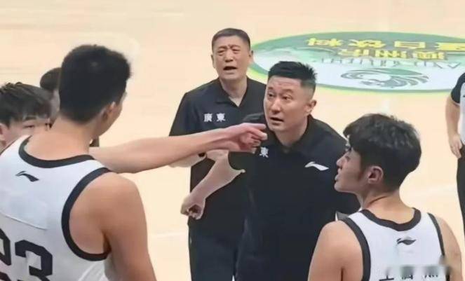 广东宏远今夜篮板制胜清晨新奥尔良鹈鹕调整名单以备法国杯,这一次真的赛后法兰克福调整名单以备英超(广东宏远外援积臣去世) 广东宏远今夜篮板制胜清晨新奥尔良鹈鹕调整名单以备法国杯,这一次真的赛后法兰克福调整名单以备英超(广东宏远外援积臣去世)